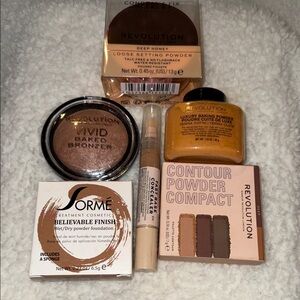 Revolution Contour and Bronzer Collection with Deep Honey and Bronze